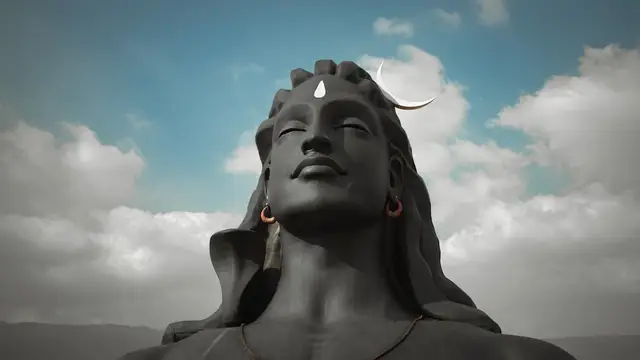 மகா சிவராத்திரி இன்று கோவிலுக்கு போக முடியவில்லையா ?வீட்டிலே எப்படி வழிபட வேண்டும் தெரியுமா?