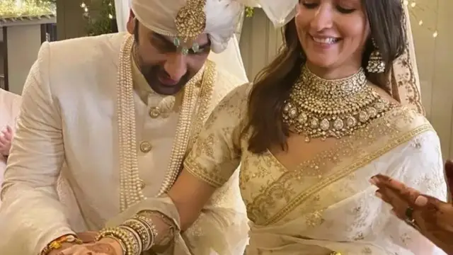 आलिया भट्ट ने इस वजह से अपनी शादी में नहीं पहना था लहंगा, क्यों दी थी साड़ी पहनने को तवाज्जा ?