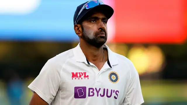 எங்களுக்கு அது ரொம்ப தலை வலியா இருக்கு. என்ன செய்வது என்று தெரியாமல் தவிக்கிறோம் – ரோஹித் ஷர்மா ஓபன் டாக்.