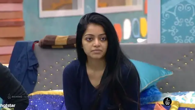Janani Iyer In Bigg Boss House1