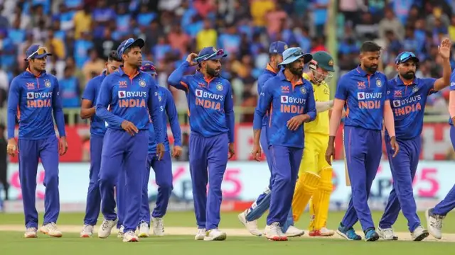 “तुमसे ना हो पायेगा…!” IND vs AUS मैच में मिली हार से नाराज हुए फैंस, सोशल मीडिया पर लगाई रोहित ब्रिगेड को फटकार