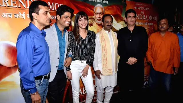 पीएम मोदी की Biopic बनाने वाले प्रोड्यूसर विवादों में, आनंद पंडित और संदीप सिंह पर धोखाधड़ी के आरोप