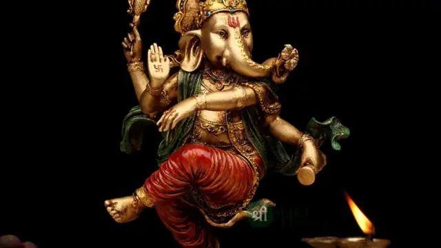வீட்டில் மறந்தும் கூட இந்த தெய்வங்கள் சிலையை வைக்க கூடாது! வறுமை கூட வீட்டில் ஏற்படும்!