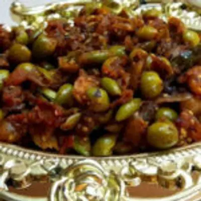 உடலில் இருக்கும் கொழுப்பு கரைய ருசியான முருங்கைக்கீரை சுண்டைக்காய் வறுவலை இப்படி செய்து சாப்பிடுங்கள்!