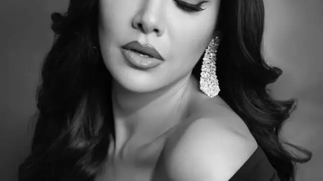 Esha Gupta का लेटेस्ट फोटोशूट हुआ वायरल, ब्लैक ब्यूटी का बोल्ड अवतार देख उड़ जायेंगे होश