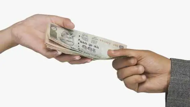 வாங்கிய கடன் விரைவில் அடைபட வேண்டுமா? இந்த நாளை மிஸ் பண்ணிடாதீங்க