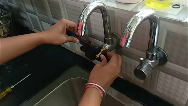 சமையலறையில் இந்த பொருட்கள் இந்த இடத்தில் தான் இருக்க வேண்டும் ? இதில் கவனமாக இருங்கள்!