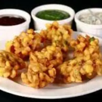 மாலை நேர ஸ்நாக்ஸாக ருசியான மக்காசோள பக்கோடா இப்படி செய்து பாருங்க! இதன் ருசியே தனி ருசி தான்!!