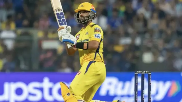 அப்போது பிடிக்கவில்லை இப்போ பிடிக்கிறதா? ரஹானே விஷியத்தில் தோனியை விமர்சித்த அதிரடி மன்னன் வீரேந்திர சேவாக்.