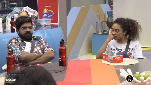 Deepan Murali and Pearley in Bigg Boss House