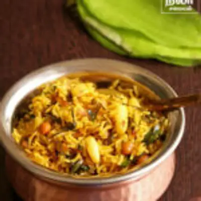 ஒரே மாதிரி சாதம் செய்யாமல் அடுத்தமுறை பூண்டு சாதம் இப்படி செய்து பாருங்க! இதன் ருசியே தனி!