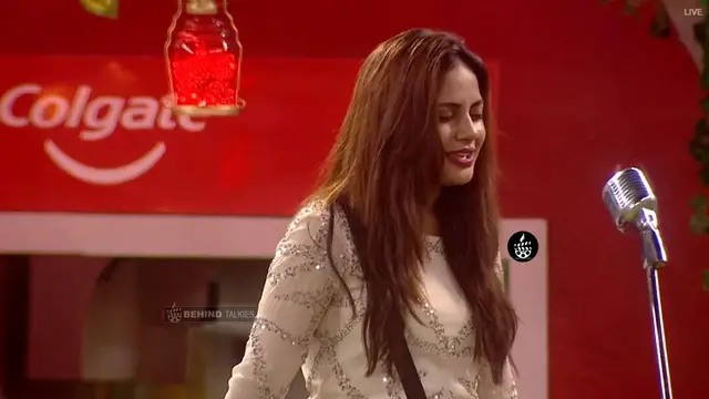 Aishwarya singing in Bigg Boss-House