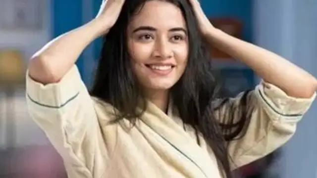 क्या आप भी हैं सफेद बालों से परेशान? इन बातों का रखें खास ख्याल