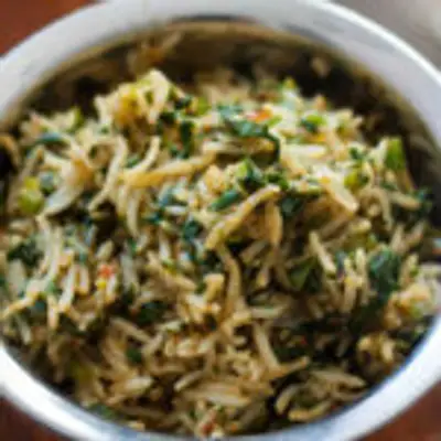 இனி கீரை சாதம் இப்படி செஞ்சு பாருங்கள்! குழந்தைகள் முதல் பெரியவர்கள் வரை கீரையை வேணாம்னு சொல்லவே முடியாது!