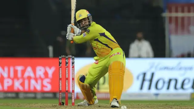 Ipl வரலாற்றில் சிக்சர்களில் ஸ்பெஷல் சாதனை படைத்த தோனி – என்ன தெரியுமா ?
