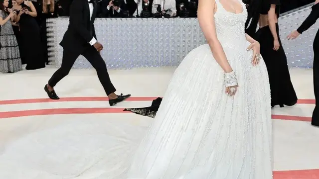 Met Gala 2023: आलिया ने पहना 1 लाख मोतियों से बना गाउन, खूबसूरती पर हर कोई हुआ कायल