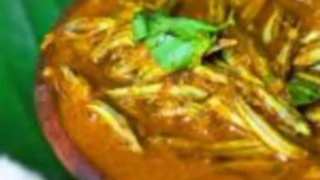 வீடே கமகமனு ருசியான மதுரை அயிரை மீன் குழம்பு ஒரு முறை மட்டும் இப்படி ட்ரை பண்ணி பாருங்க!