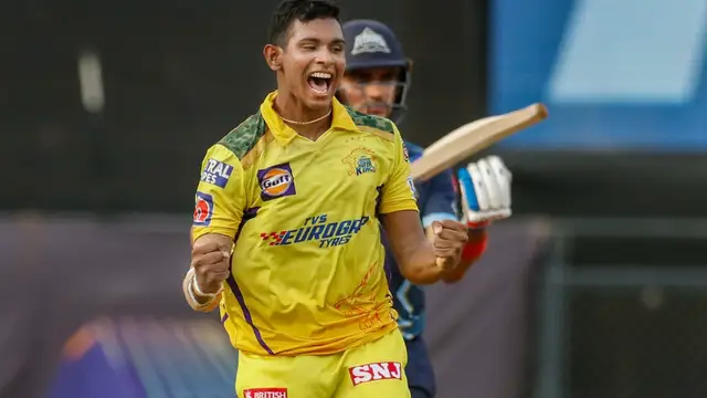பெரிய ஜாம்பவான் பந்துகளையே எதிர்கொண்டு விட்டோம் – CSK பௌலரை எச்சரித்த இஷான் கிஷான்.