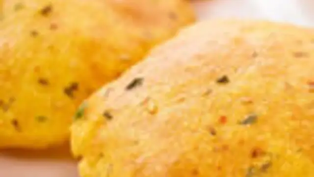 காலை உணவிற்கு கேரட் மசாலா பூரி இந்த மாதிரி ஒரு தடவை செஞ்சு பாருங்க!