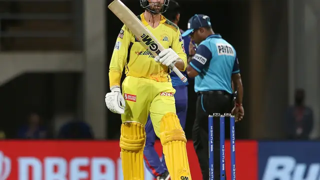 சென்னை அணியில் எப்போதுமே அப்படிப்பட்ட ஒரு வீரர் இருக்கிறார் – CSK ஓப்பனரை புகழ்ந்த சைமன் டவுல்.