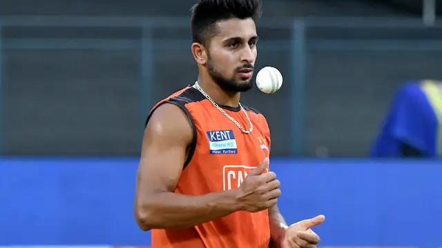 रफ्तार के बादशाह उमरान मलिक के साथ अचानक क्या हुआ? कभी शोएब अख्तर के रिकॉर्ड को खतरा थे