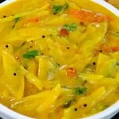 பூரி, சப்பாத்திக்கு ஏற்ற ருசியான வெங்காய மசாலா இப்படி செய்து பாருங்க!