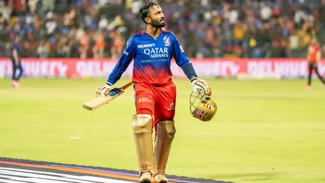 அமெரிக்கா வருவாரு.. டி20 உலக கோப்பையில் தோனி  விளையாடுவாரா என்பது குறித்து ரோஹித் ஆச்சரிய பதில்.
