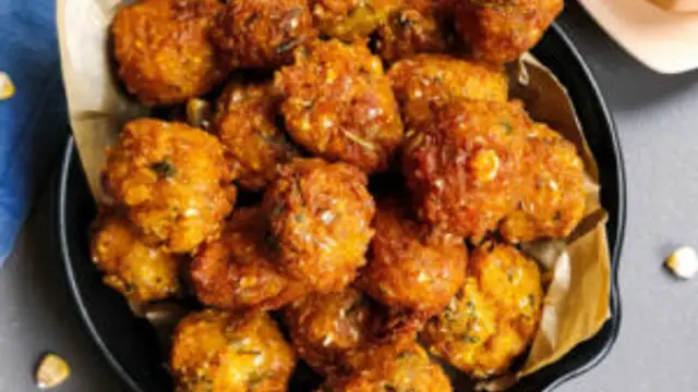 भुट्टे की कुरकुरी पकौड़ी बनाने की रेसिपी (Corn Pakoda Recipe)