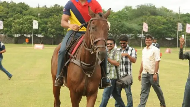 फ़िल्म RRR फेम राम चरण फिल्मों के अलावा रखते हैं कई महंगी चीज़ों का शौक, दाम सुनते ही उड़ जायेंगे होश!