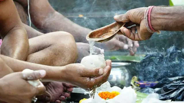 பித்ரு தோஷம் யாரையெல்லாம் பாதிக்கும் ? இந்த பித்ரு தோஷம் நீங்குவதற்கு என்ன செய்ய வேண்டும் ?