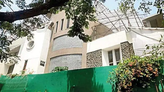बॉलीवुड अभिनेताओं के स्वामित्व वाले टॉप 8 सबसे महंगे और शानदार घर