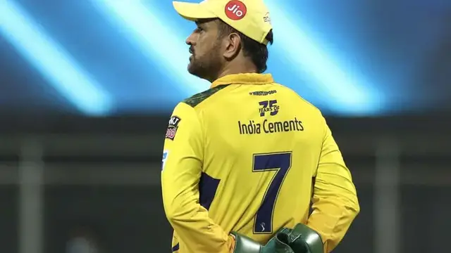 जब MI और CSK के बीच हुई थी MS Dhoni के लिए टक्कर, लगी थी IPL इतिहास की सबसे बड़ी बोली