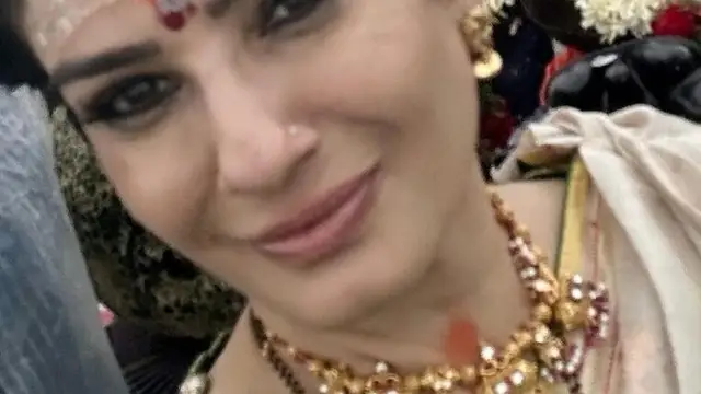 बेटी राशा थडानी संग Raveena Tandon ने पूरी की 12 ज्योतिर्लिंग यात्रा, महादेव की भक्ति में डूबी दिखीं एक्ट्रेस