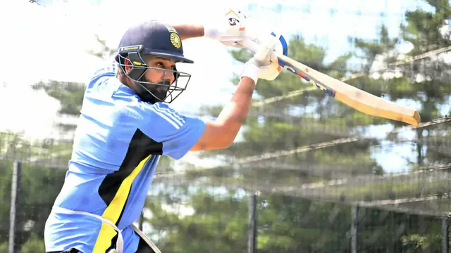 T20 World Cup: पाकिस्तान के खिलाफ टी20 वर्ल्ड कप मैच से रोहित शर्मा होंगे बाहर? बुमराह की पत्नी की पोस्ट ने बढ़ाई टेंशन