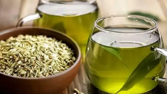 உடலில் அதிசயத்தை நிகழ்த்தும் சோம்பு தண்ணீர்! சோம்பு தண்ணீரில் எவ்வளவு நன்மைகள் இருக்கு தெரியுமா?