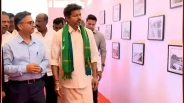 அணையை பார்வையிட்டு மலர் தூவி மரியாதை செலுத்திய விஜய் – வைரல் புகைப்படங்கள்