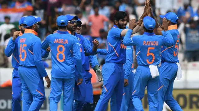 ரவிச்சந்திரன் அஸ்வினை இந்திய அணிக்கு கேப்டனாக மாற்றுங்கள் – பரபரப்பான கருத்து தெரிவித்த தினேஷ் கார்த்திக்.
