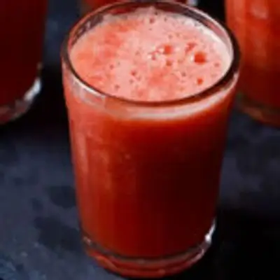 இப்படி மட்டும் ஒரு முறை இந்த பழ ஜூஸ் செய்து பாருங்க! மீண்டும் மீண்டும் செய்யவீங்க!