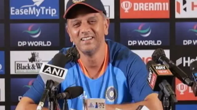 IND vs AFG: चहल या कुलदीप को खिलाने के लिए किसे किया जाएगा बाहर? कोच द्रविड़ के बयान से मची सनसनी