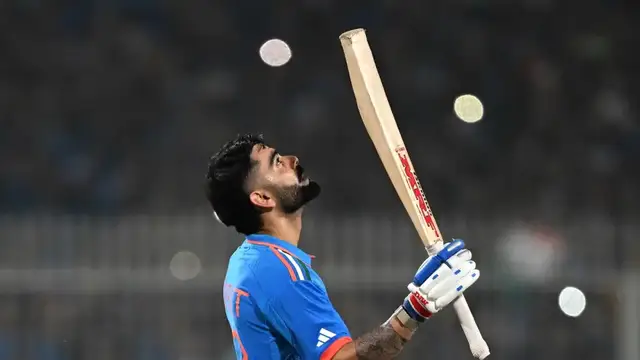 பிறந்த நாளில் சச்சினின் சாதனையை உடைத்து மாபெரும் சாதனையை படைத்த கிங் கோலி.