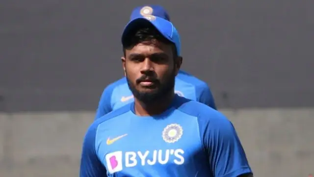 Shreyas Iyer चोट के चलते हुए एकदिवसीय सीरीज से बाहर! टीम इंडिया में हुई रोहित शर्मा के दुश्मन की एंट्री, 66 की औसत से बनाता है रन
