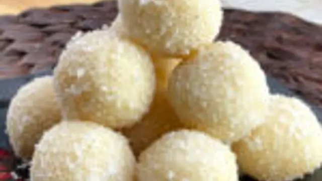 குக் வித் கோமாளி ரெசிபி பன்னீர் தேங்காய் பந்து இப்படி ஈஸியாக வீட்டிலே செய்யலாம்!