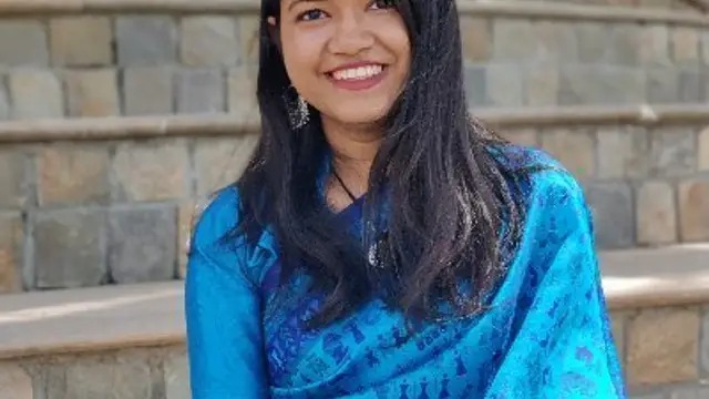 Success Story: मिलिए इस खूबसूरत इंजीनियर से जो 23 साल में बनीं IAS, देशसेवा को मानती हैं असली धर्म