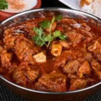 மதுரை மண் வாசனையுடன் மட்டன் குழம்பு செய்வது எப்படி ?