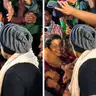लाल बागचा राजा के दरबार में पहुंचे सलमान खान, भारी भीड़ के बीच मासूम बच्चे की मदद कर जीता दिल