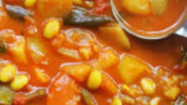 பொங்கல் அன்று செய்யக்கூடிய பொங்ககறி எனப்படும் காய்கறி கூட்டு, இம்முறையில் செய்து அனைவரையும் அசத்துங்கள்!!!