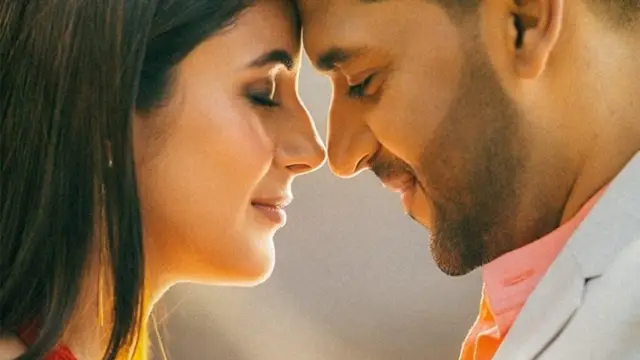 OMG! गुरु रंधावा ने सलमान खान की हीरोइन को घुटने पर बैठकर दिया Rose, शर्म से लाल हो गई हसीना