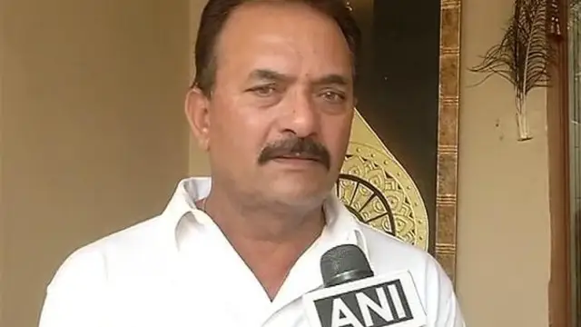“நீங்க திரும்பவும் டெஸ்ட் விளையாட  வாங்க கோலி. அது எல்லாம் ஒன்னும் தப்பு இல்லை” – முன்னாள் வீரர் மதன்லாலின் வேண்டுகோள். காரணம் என்ன தெரியுமா?