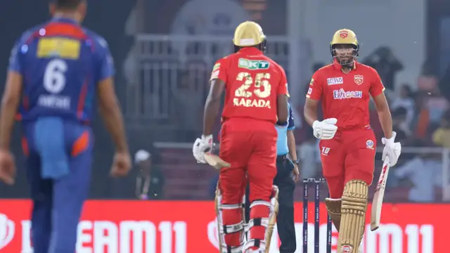 தோல்வியடையும் நிலையில் 2 விக்கெட்டுகள் வித்தியாசத்தில் த்ரில்லிங் வெற்றி பெற்ற பஞ்சாப் கிங்ஸ்.