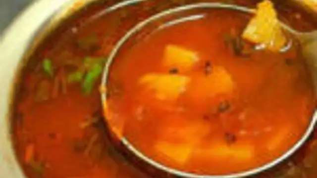 எப்பொழுதும் ஒரே ரசமா ? இப்படி கமகமனு அண்ணாச்சி பழ ரசம் ஒரு முறை ட்ரை பண்ணி பாருங்க!